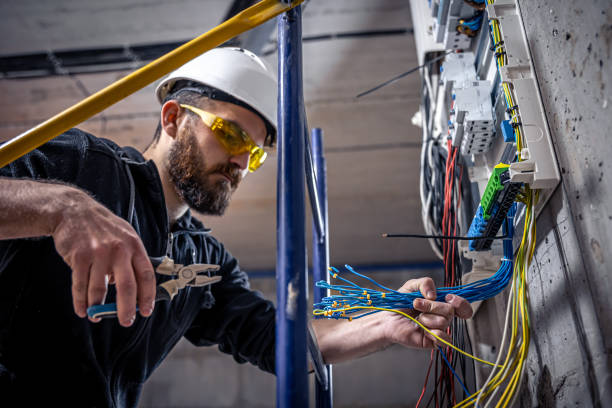 Best Affordable Emergency Electrician  in Ladysmith, WI
